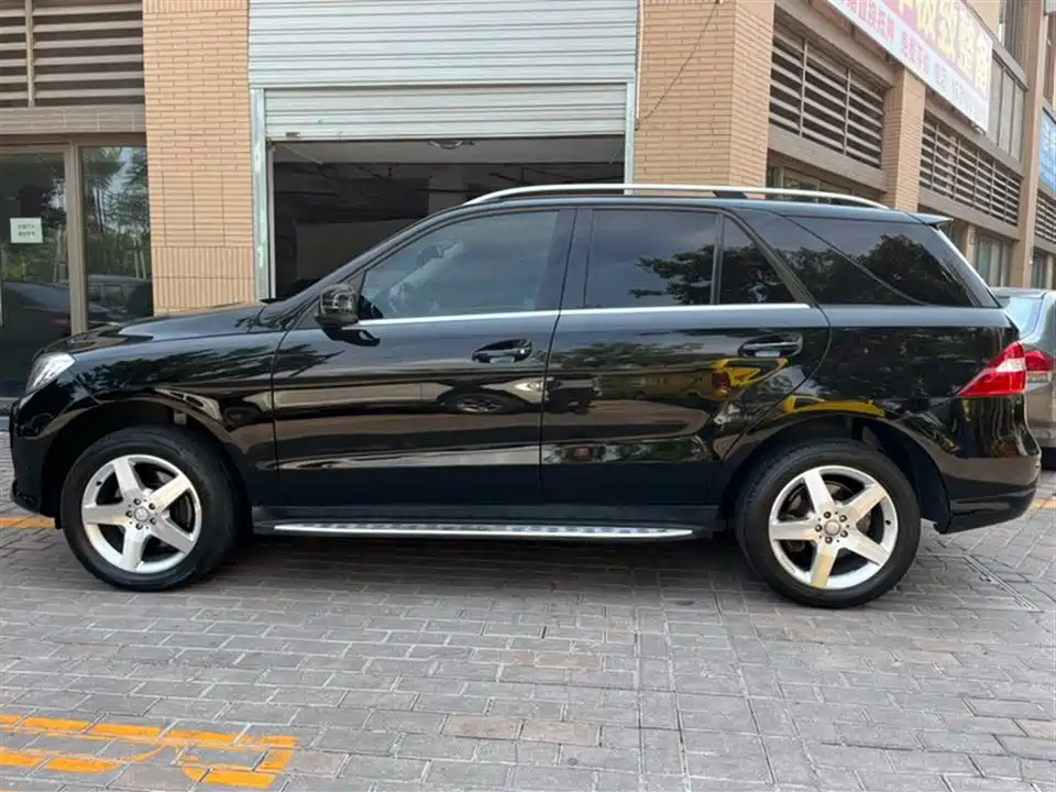 Mercedes-Benz M class