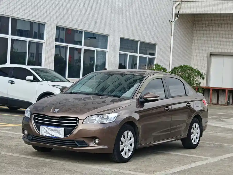 Peugeot 301