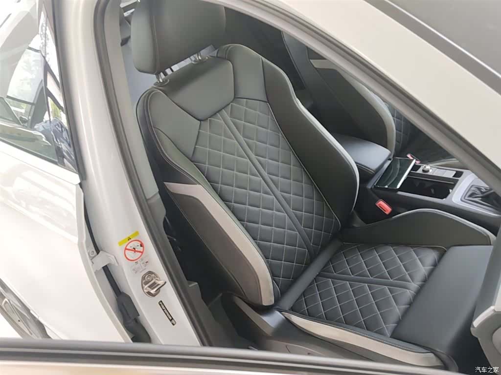 Audi Q3, 2025 25