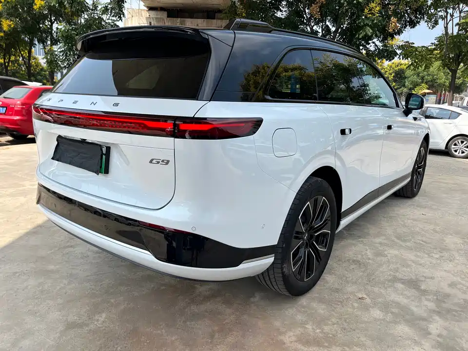 XPENG G9