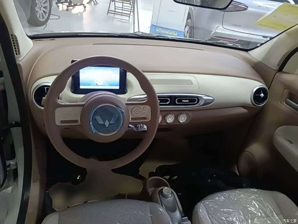 Wuling MINIEV, 2026 11
