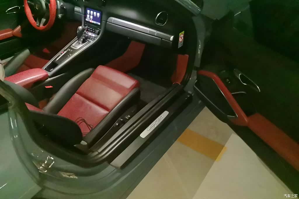 Porsche Cayman, 2017 8