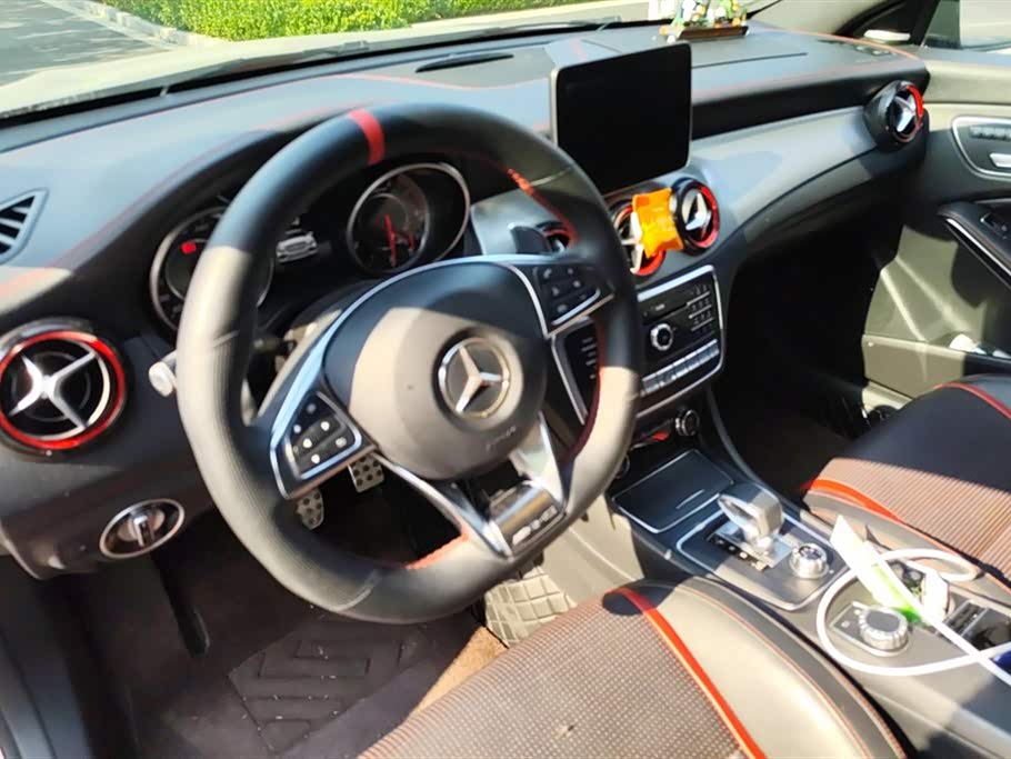 Mercedes-Benz CLA AMG