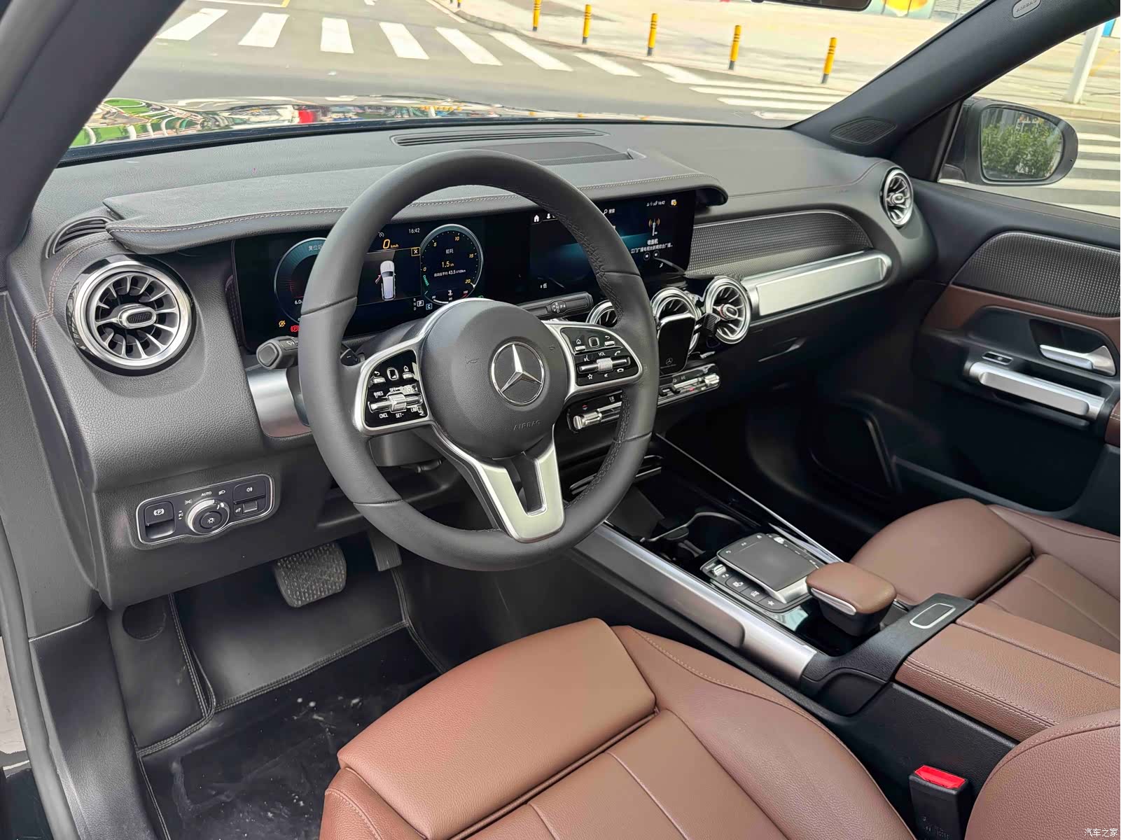 Mercedes-Benz GLB, 2021 4
