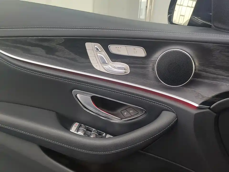 Mercedes-Benz E-class Mercedes-Benz E-class