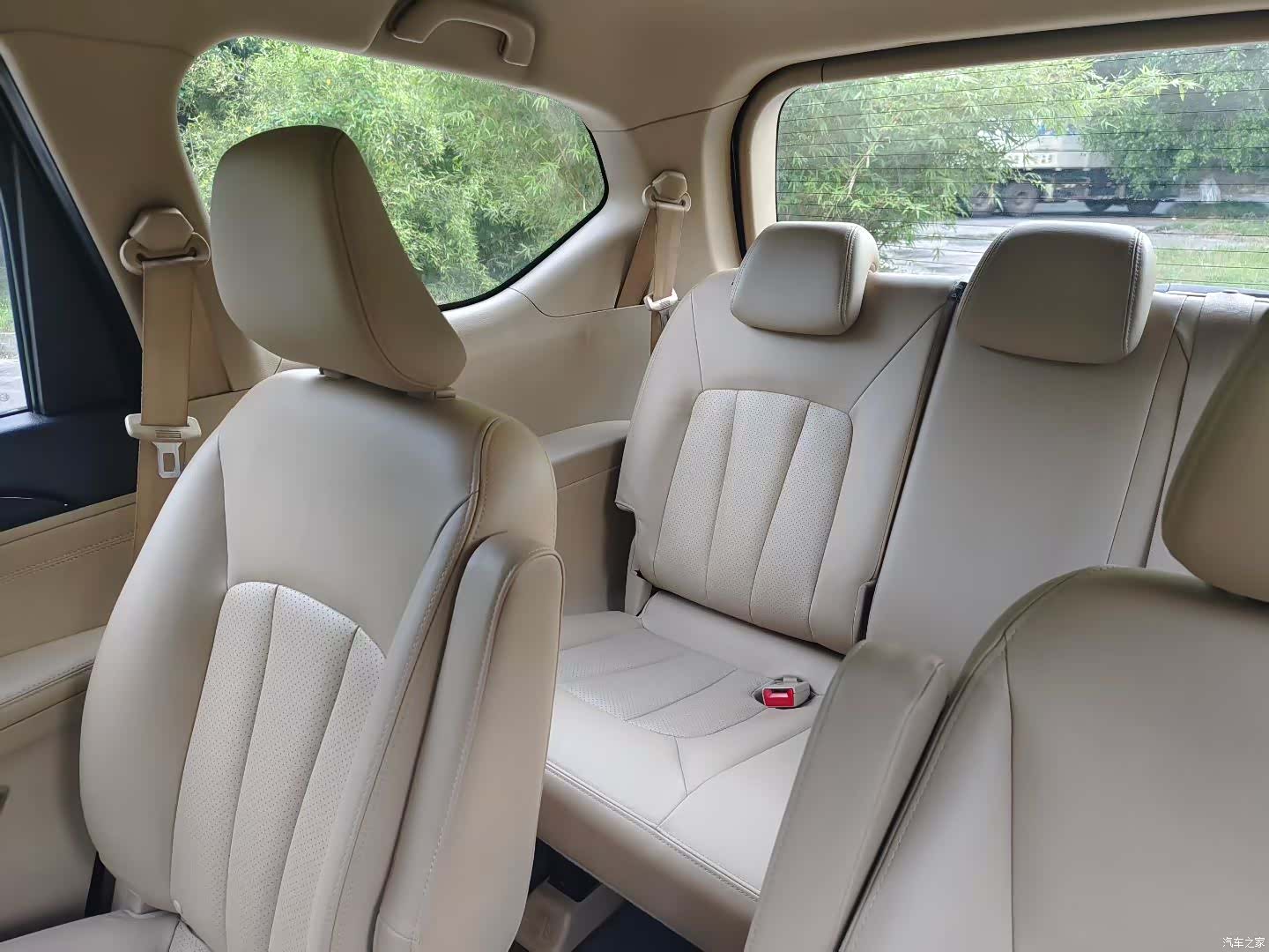 Wuling 730, 2016 все фото