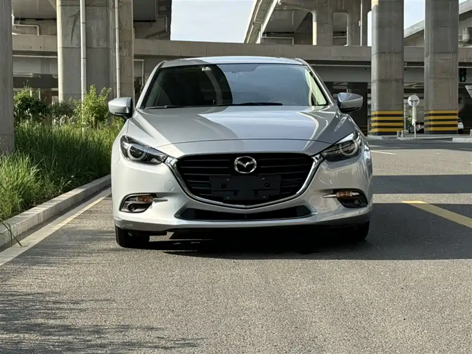 Mazda 3 Angkesaila