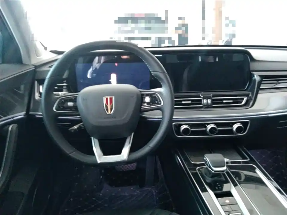 Hongqi HS5