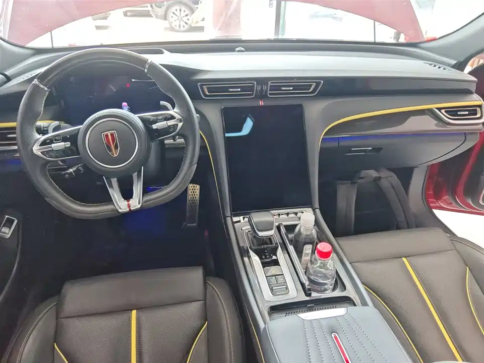Hongqi H6