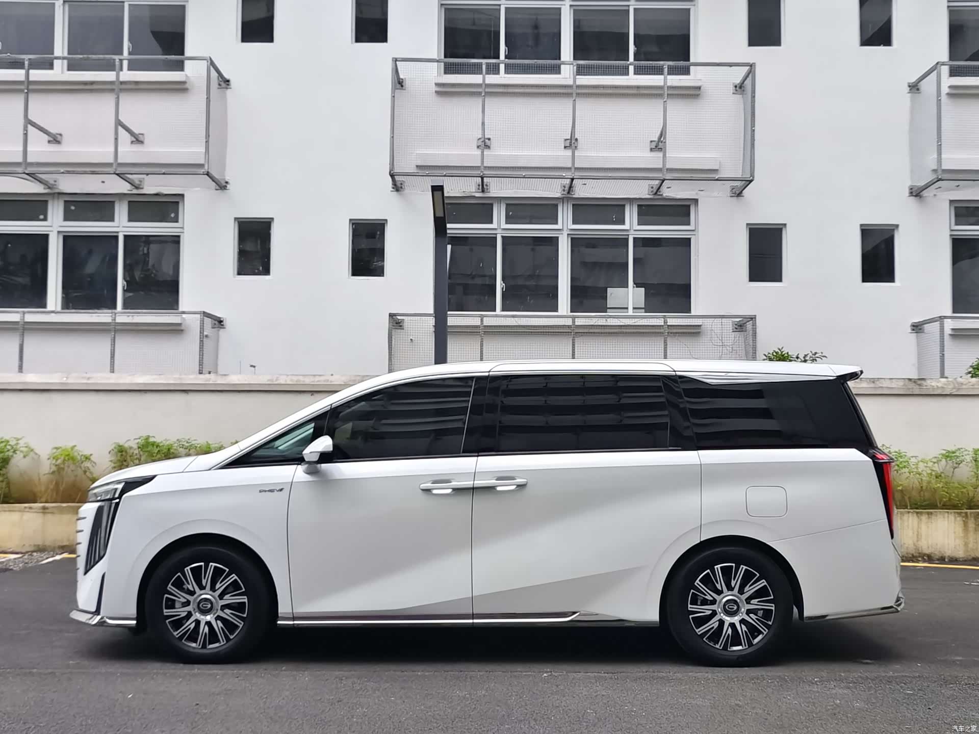 GAC E9, 2023 4