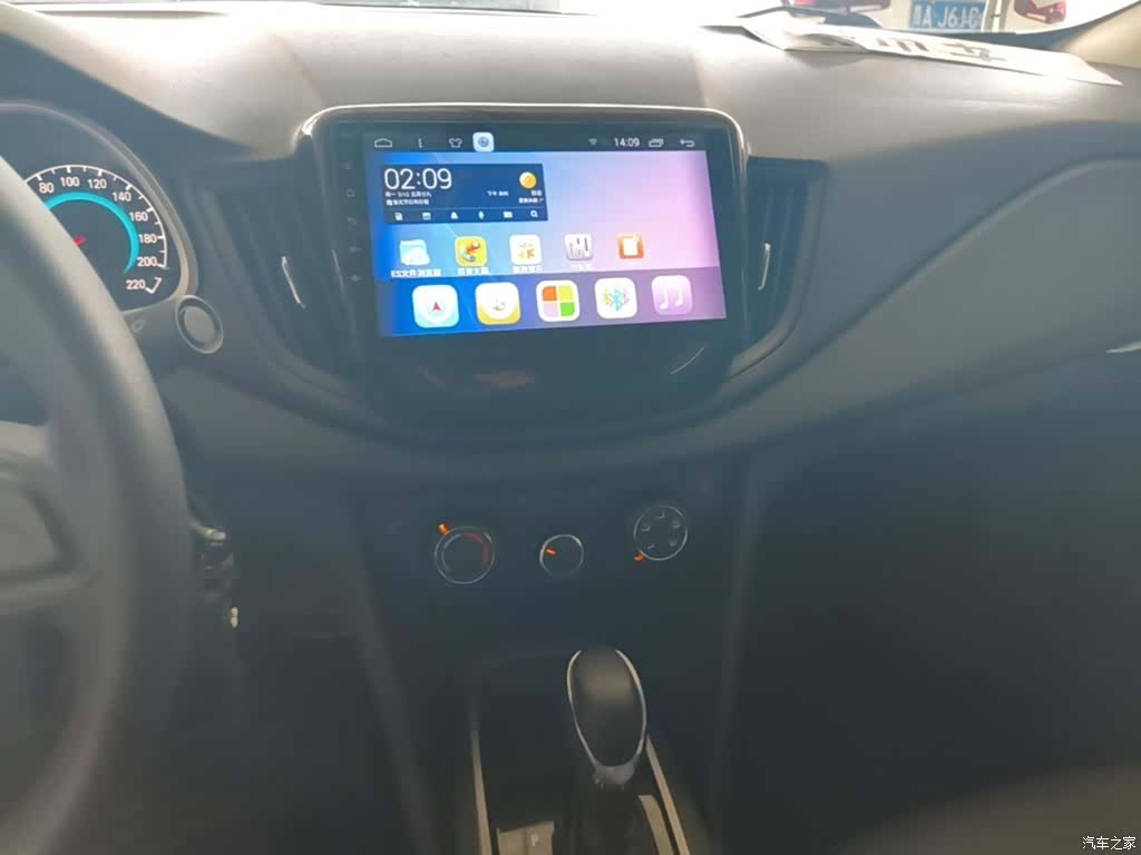 Chevrolet 320, 2019 13