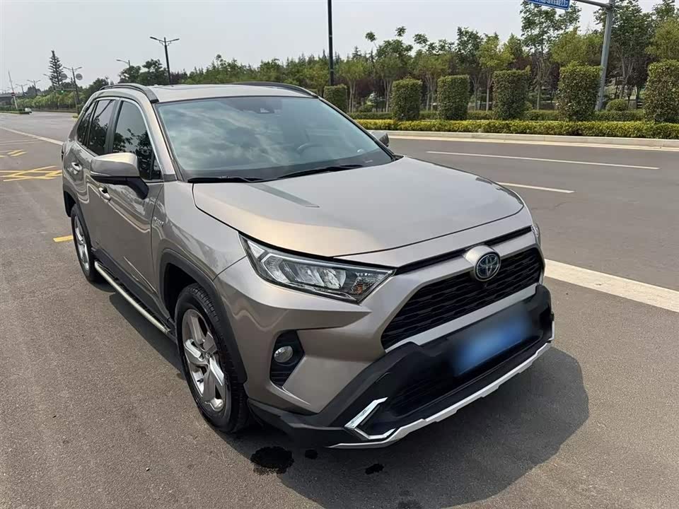 Toyota RAV4 Rongfang