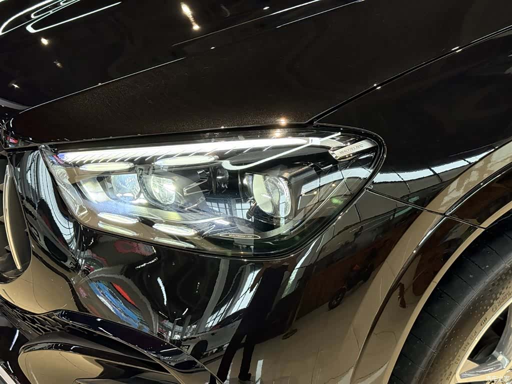 Mercedes-Benz GLE, 2024 6