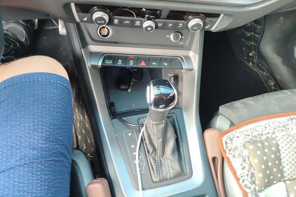 Audi Q3, 2022 16