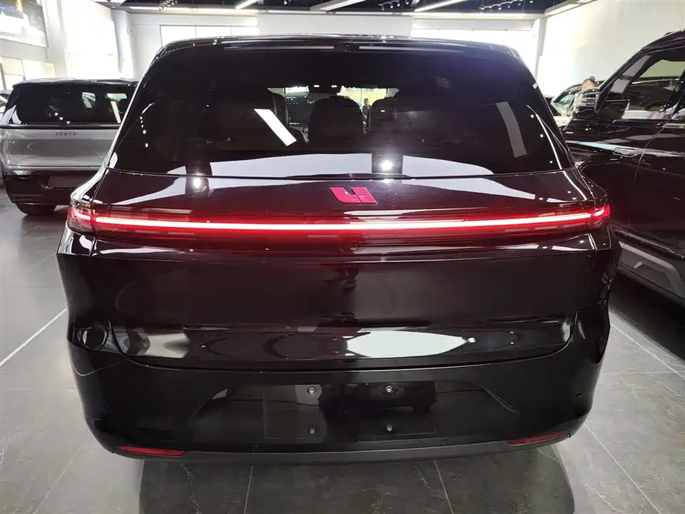Li Auto Ideal L6