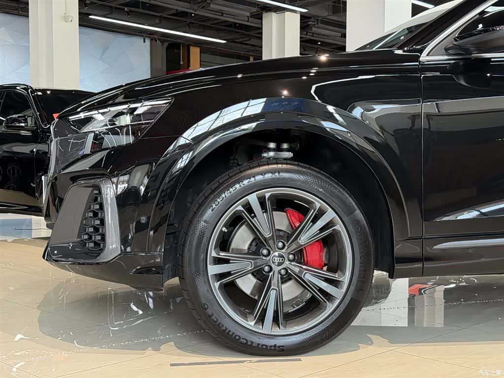 Audi Q8, 2025 все фото
