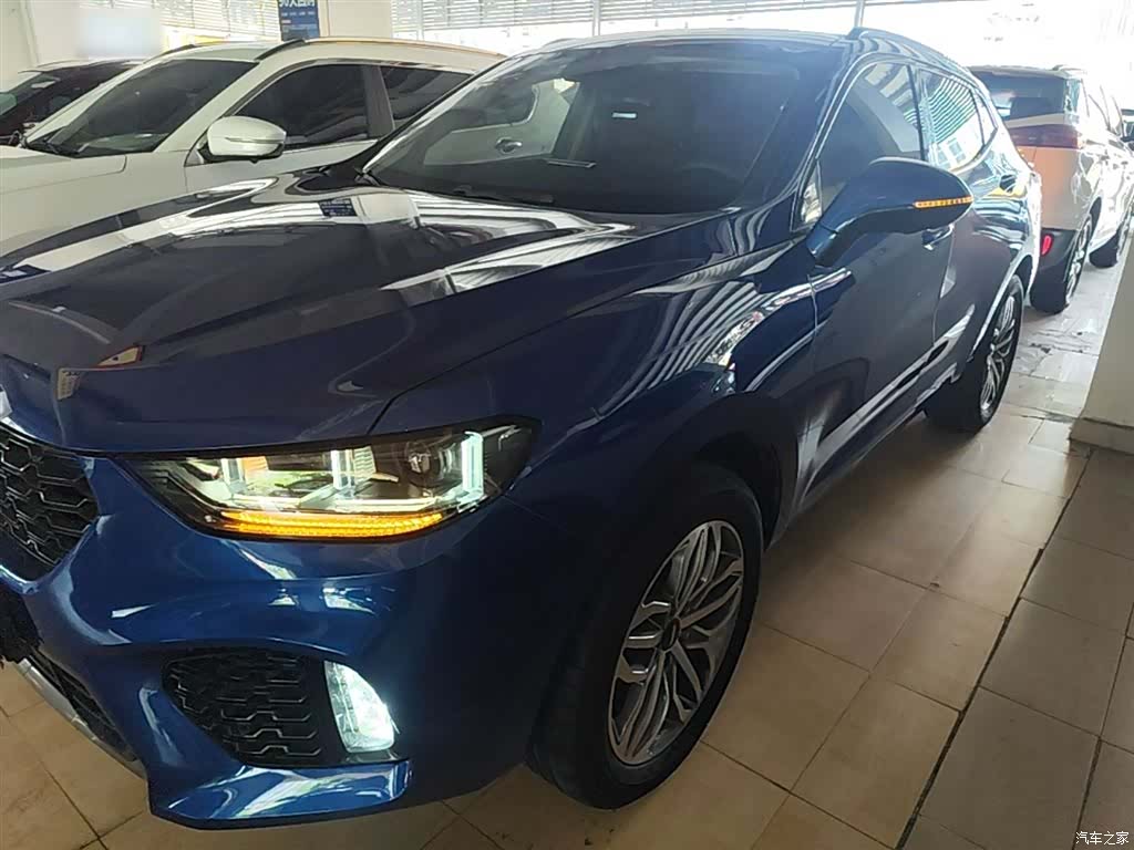WEY VV5, 2017 1