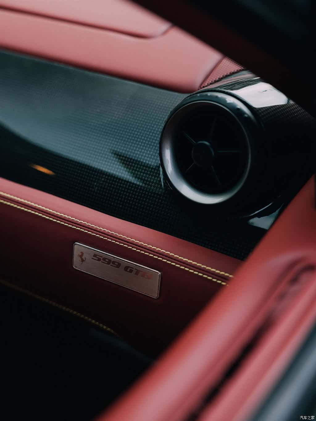 Ferrari 599, 2009 6