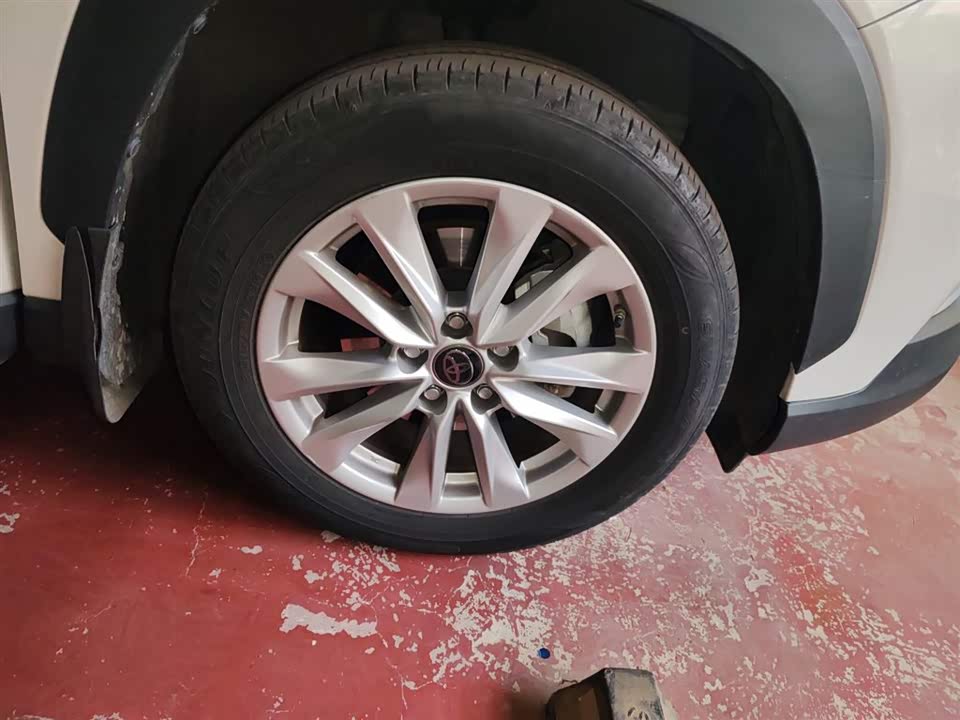 Toyota Corolla Sharp amplifier