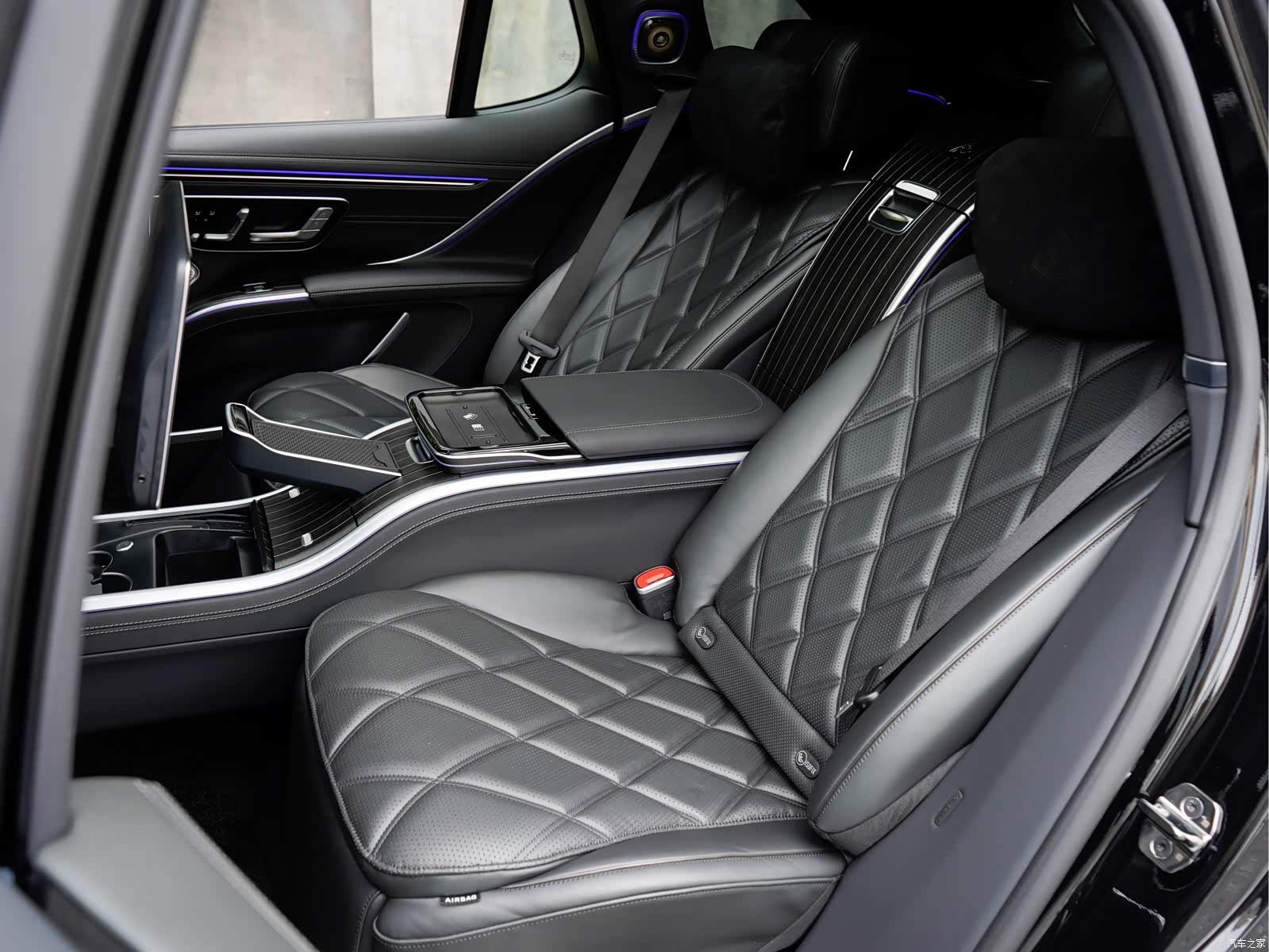 Maybach EQS, 2025 20