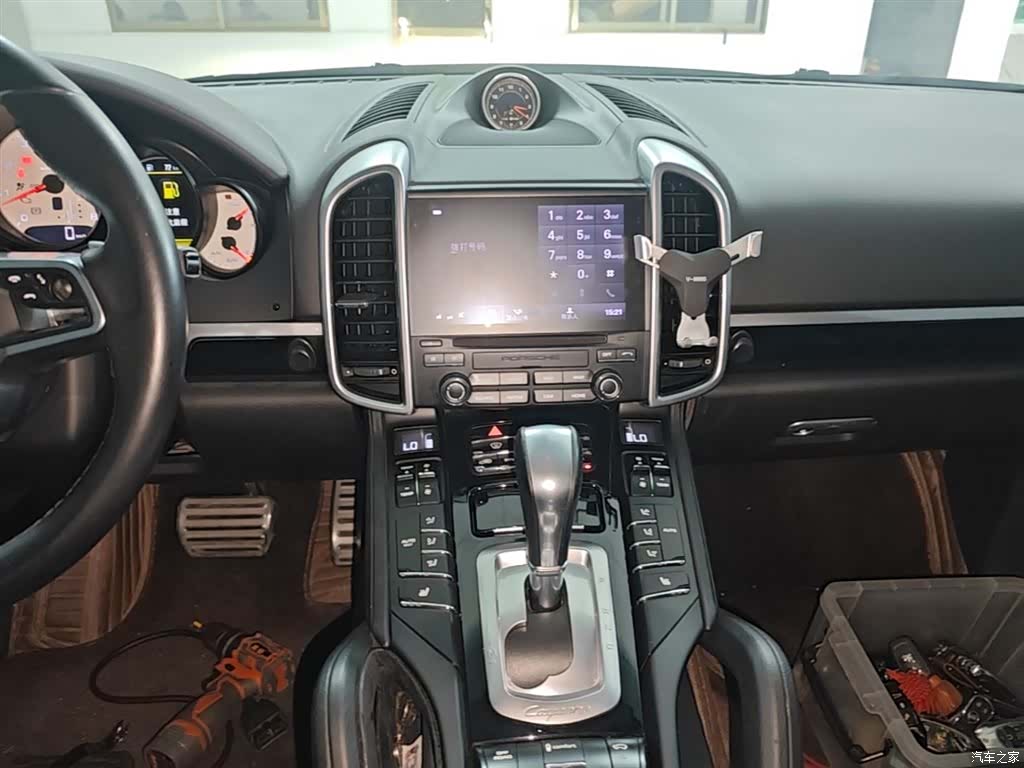Porsche Cayenne, 2017 13
