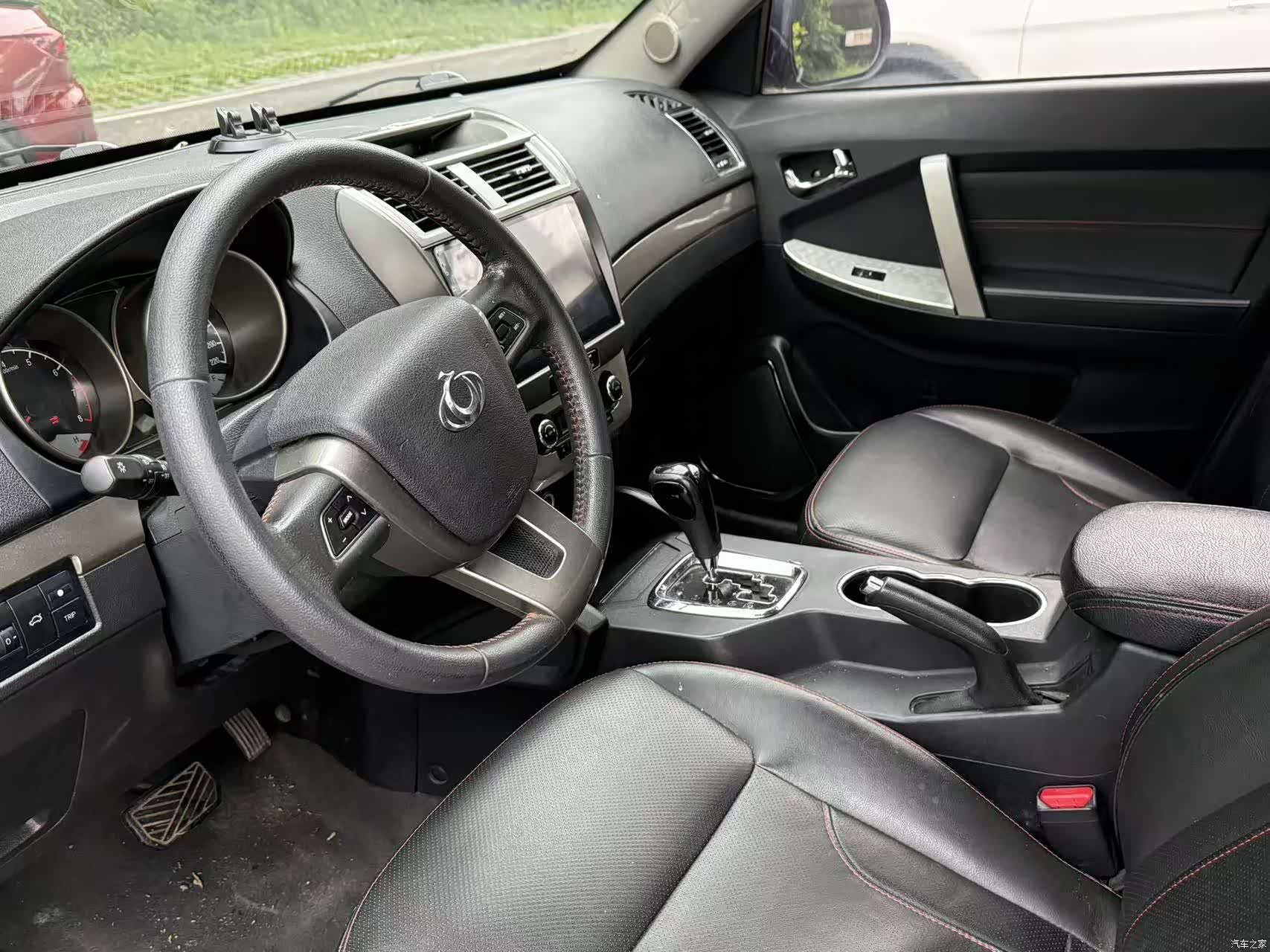Geely GX7, 2015 12