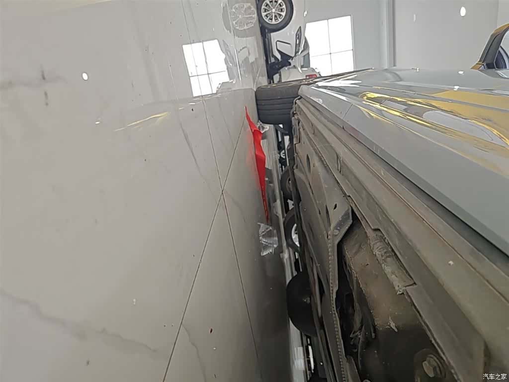 Audi Q2L, 2023 22