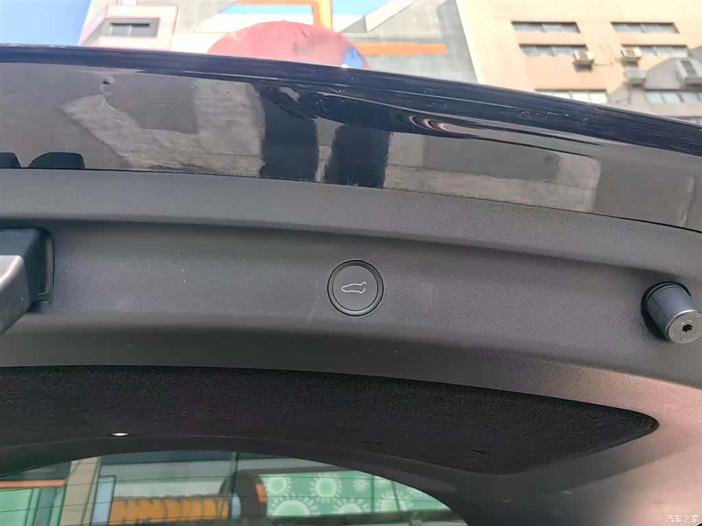 Tesla Model Y, 2024 12