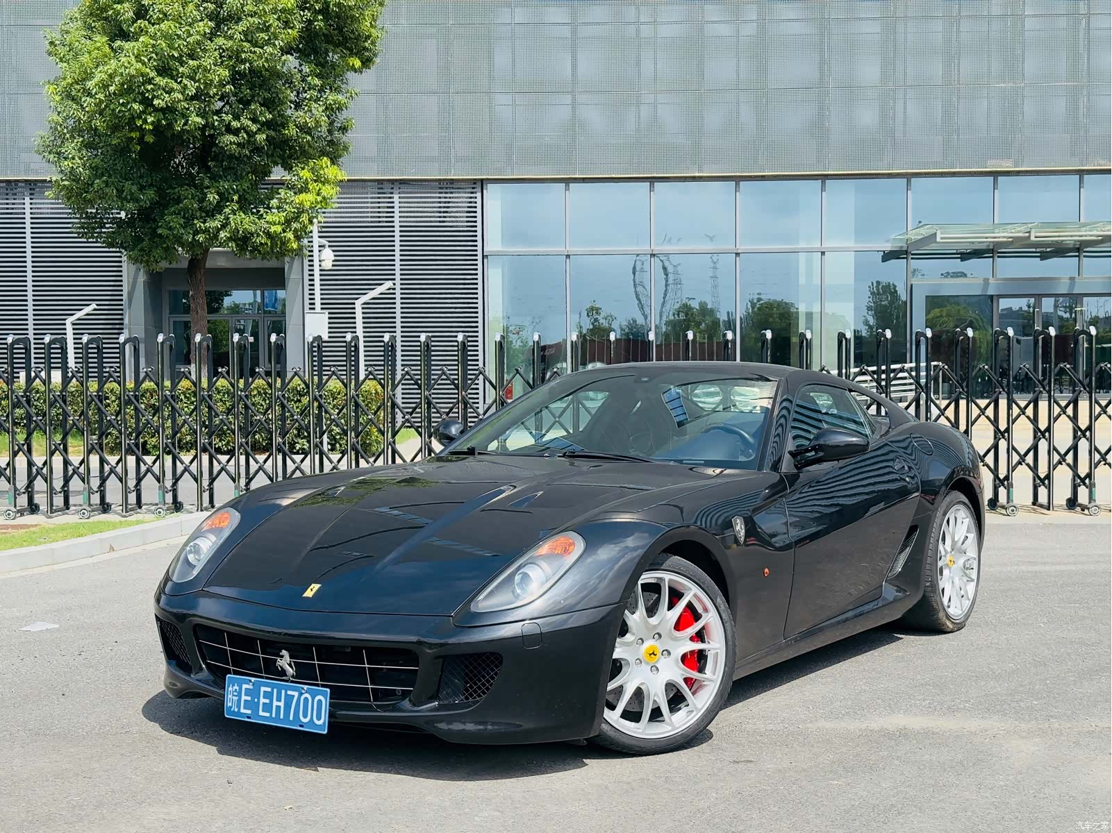 Ferrari 599