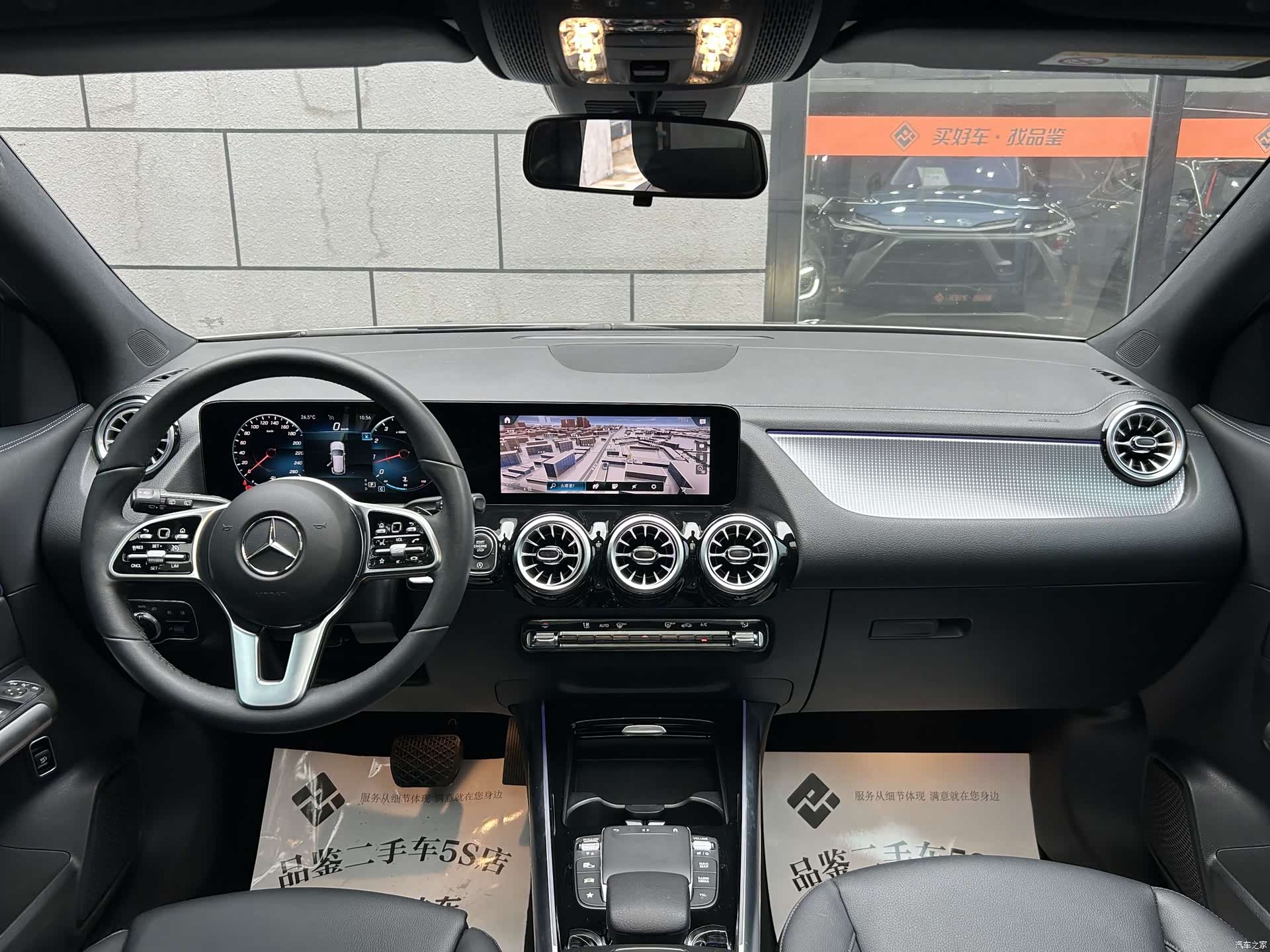 Mercedes-Benz GLA, 2022 13