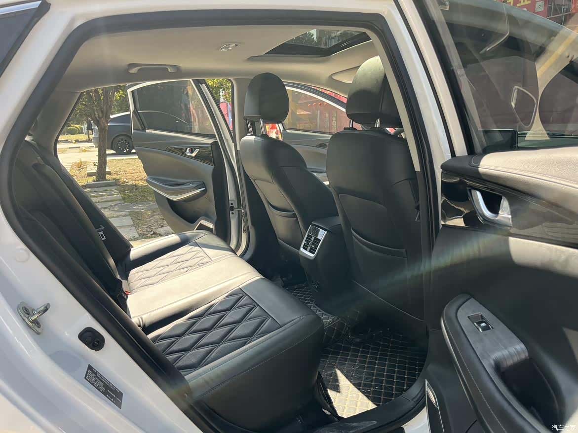 Changan CC, 2021 10