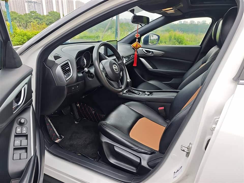 Mazda CX-4
