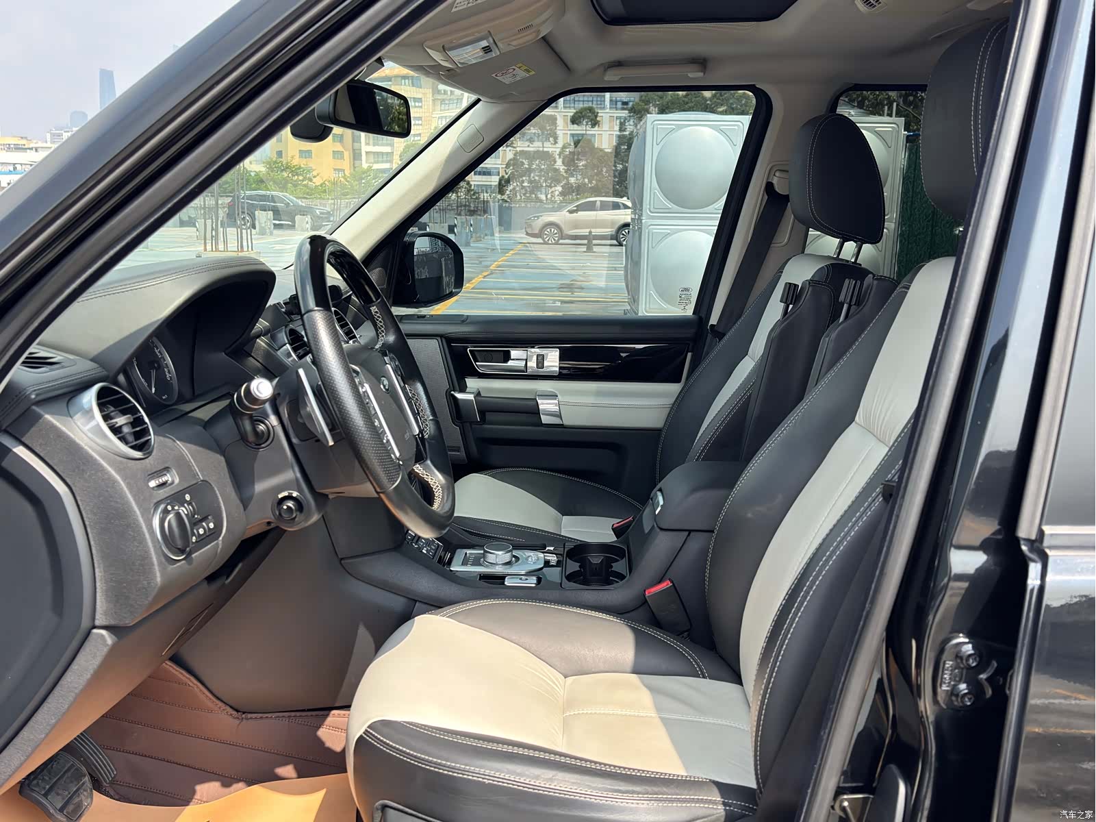 Land Rover Discovery, 2014 9