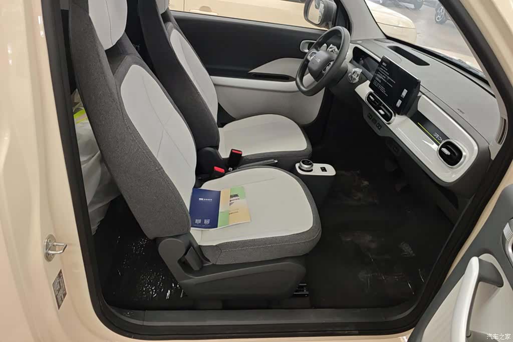 Geely Panda, 2026 8