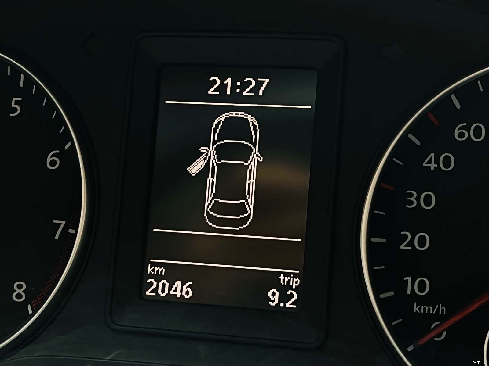 Volkswagen Sagitar, 2011 17