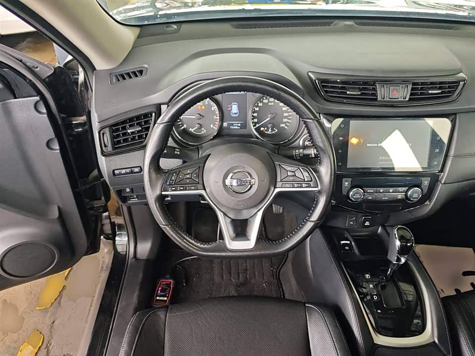 Nissan Qijun