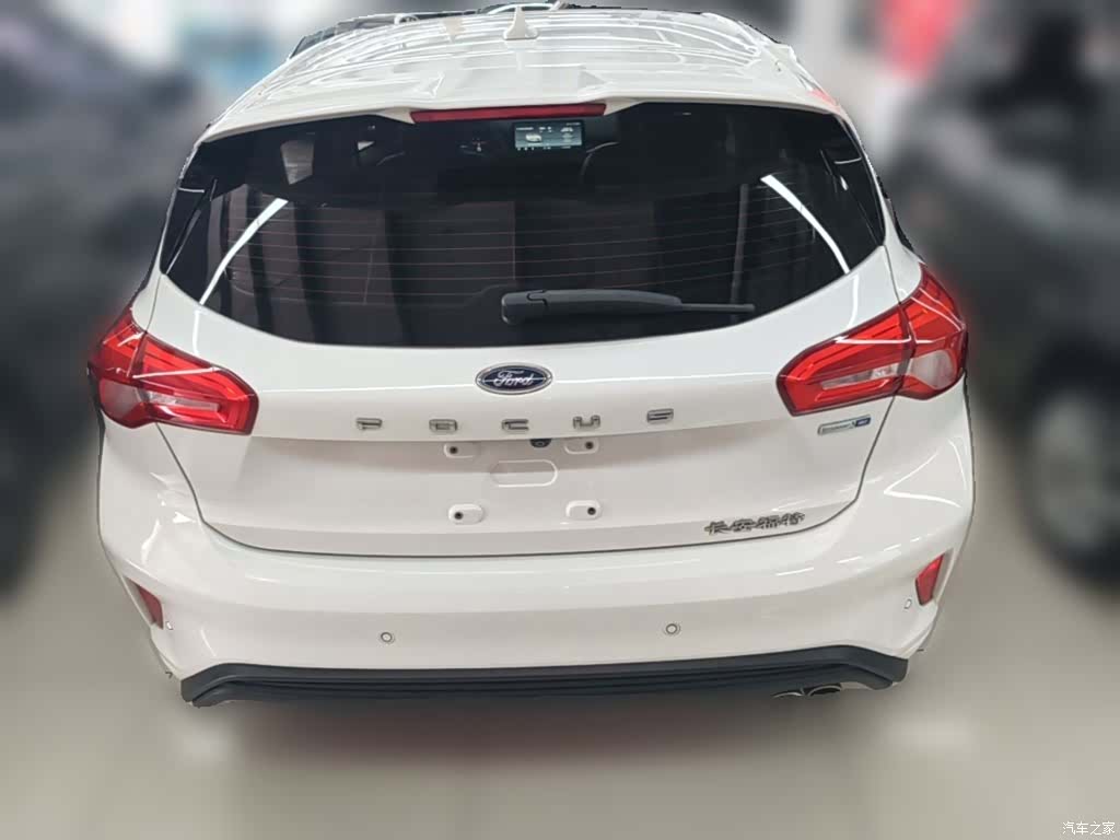 Ford Focus, 2021 10