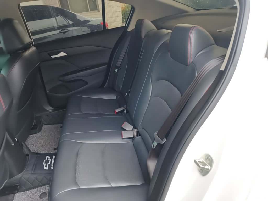 Chevrolet 320, 2018 17