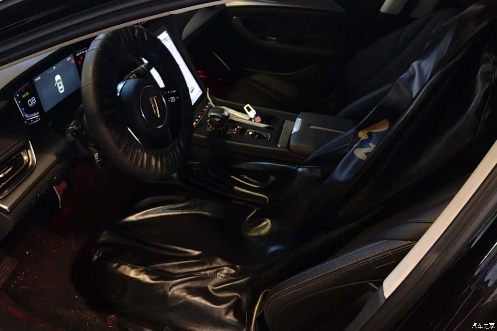 Hongqi H5, 2024 9