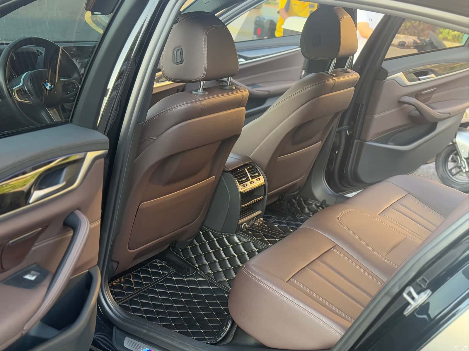 BMW 5 Series, 2018 6