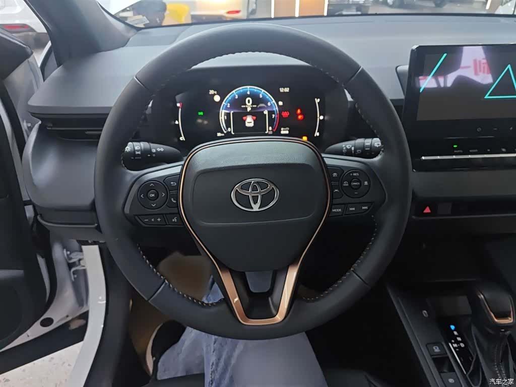 Toyota Frontlander, 2026 3