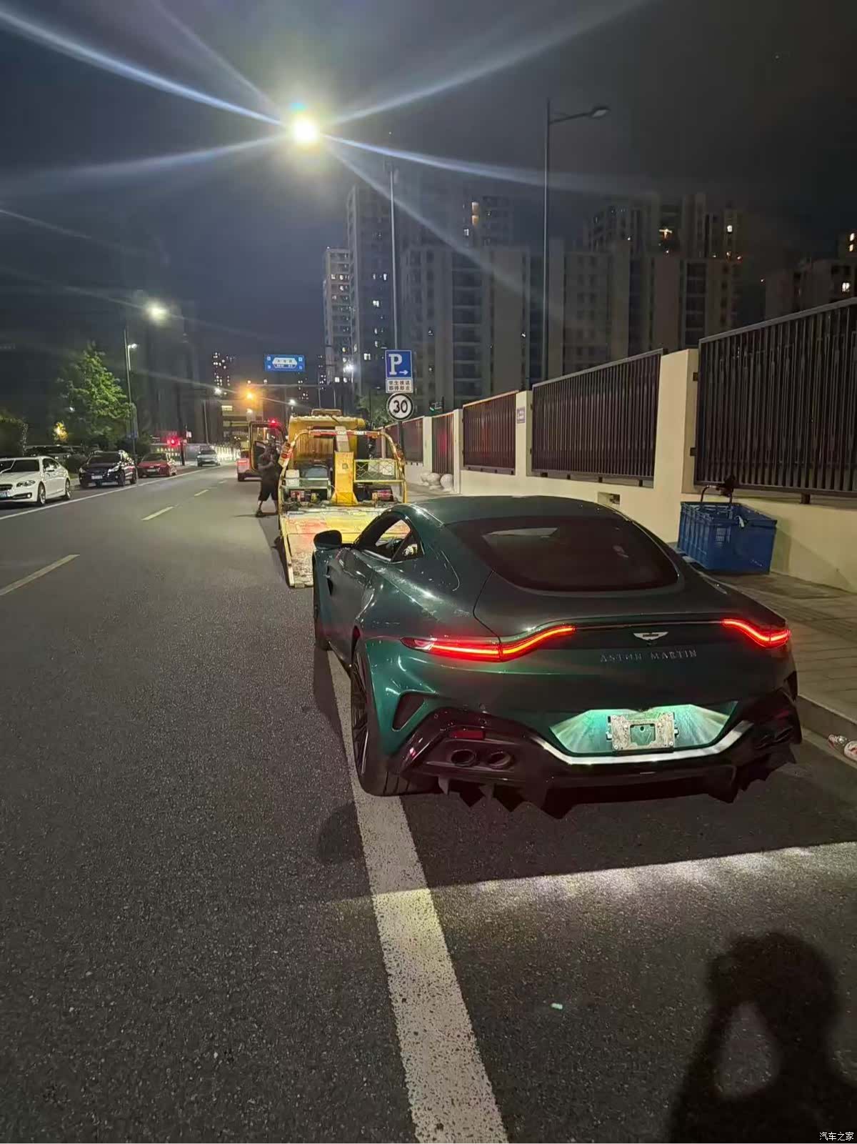 Aston Martin Vantage, 2025 10