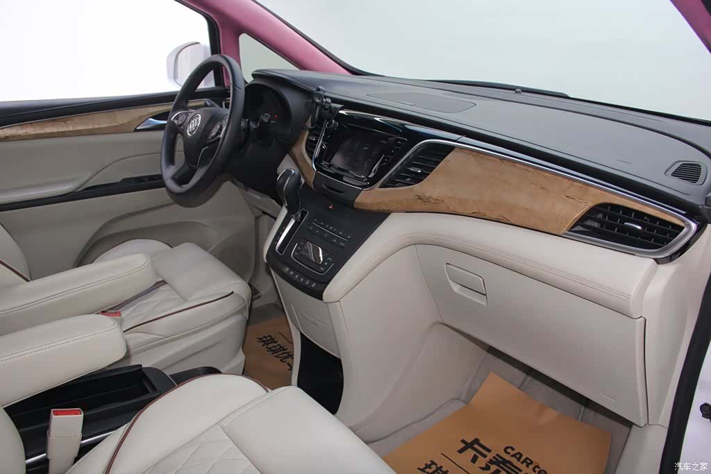 Buick GL8, 2019 8