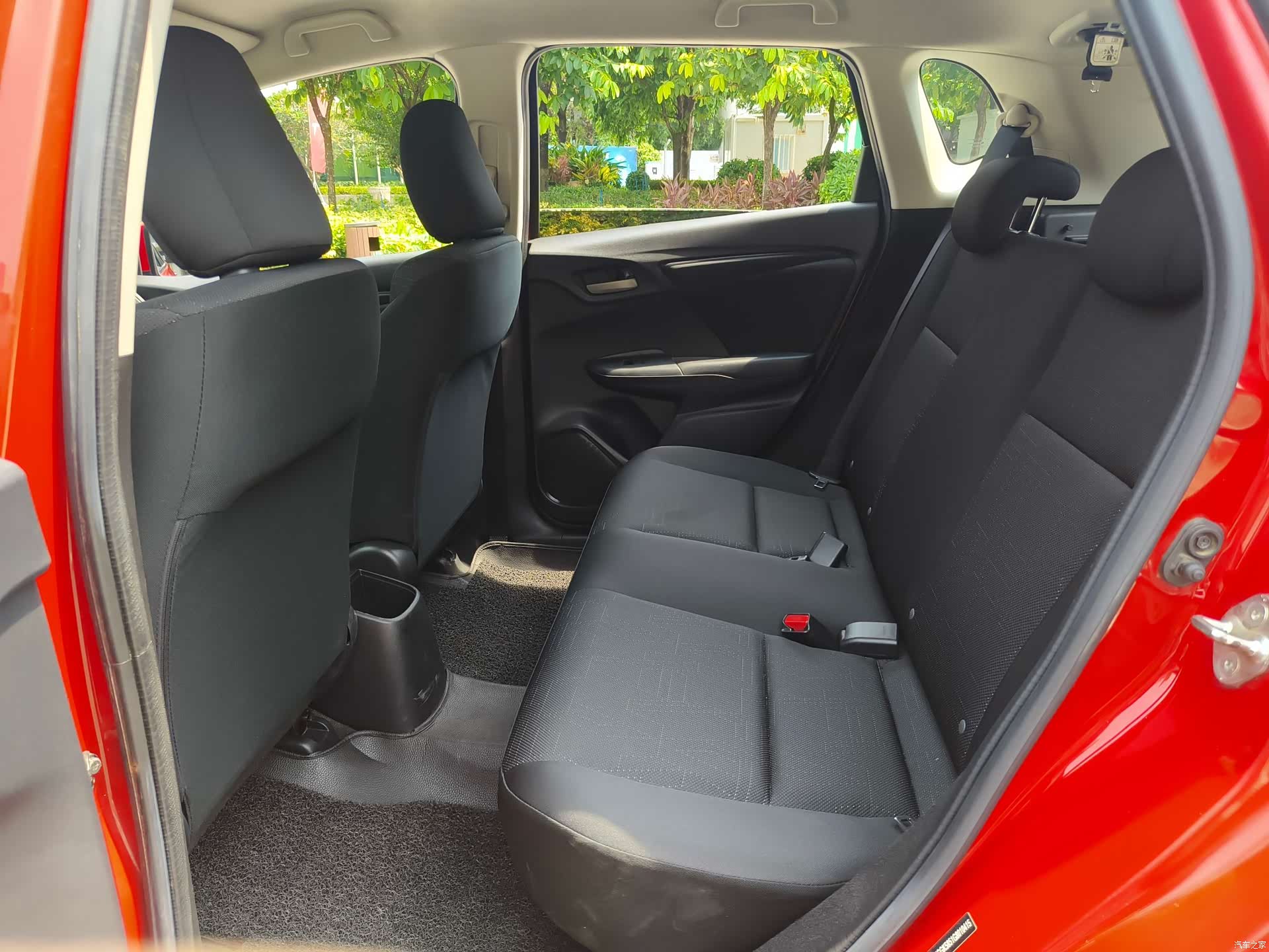 Honda Fit, 2016 12