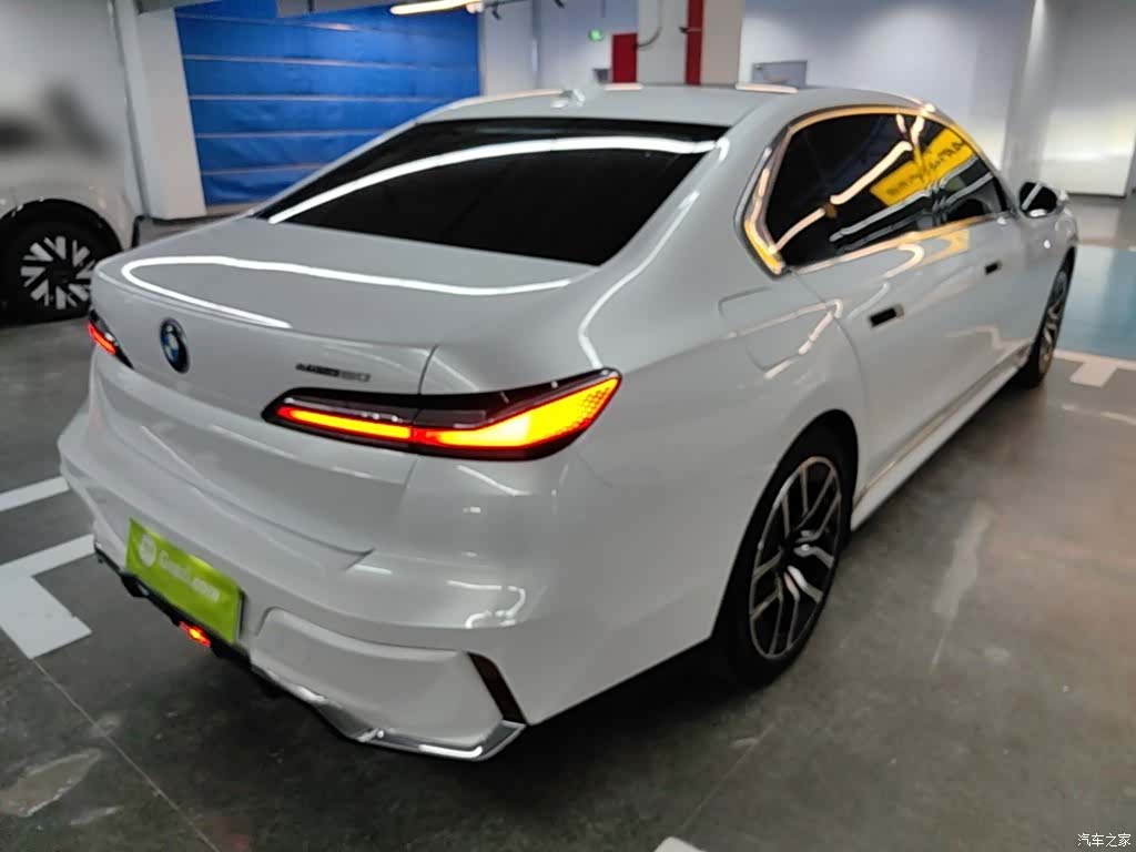 BMW i7, 2024 7