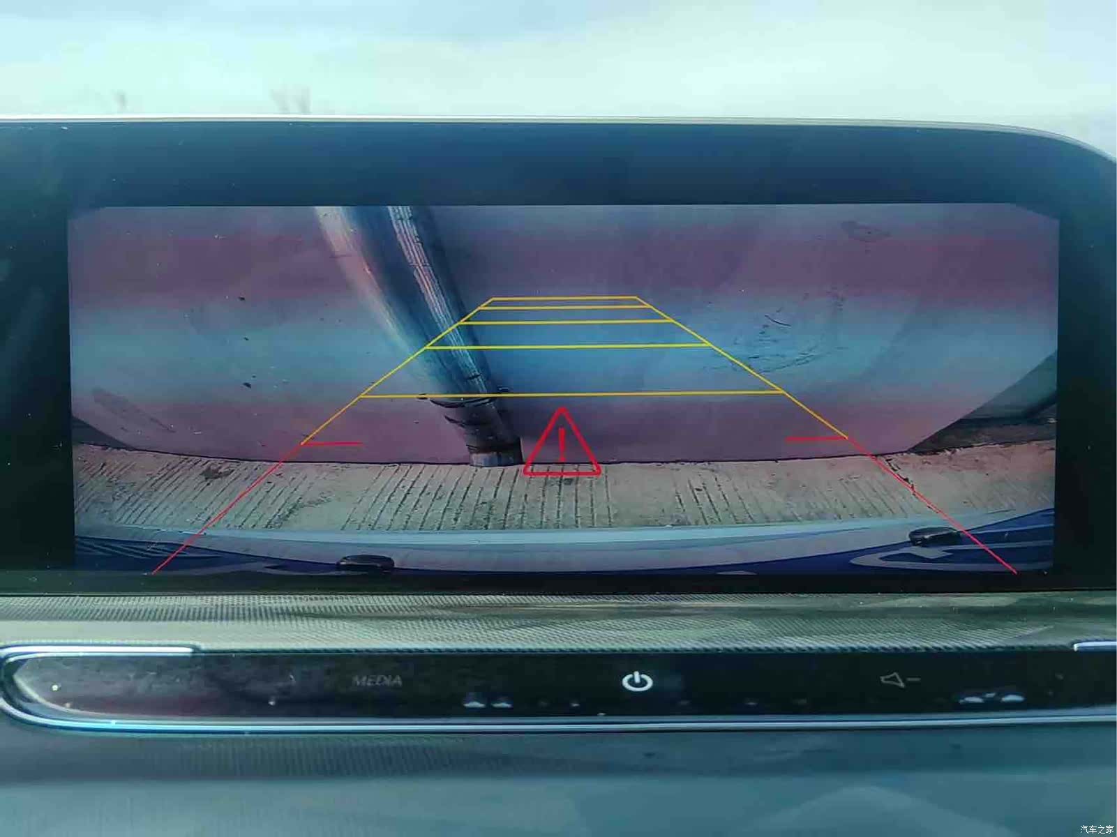 Buick GL6, 2022 13