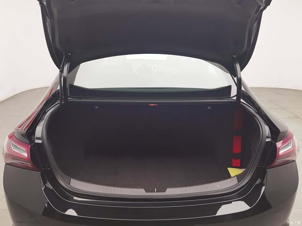Chevrolet XL, 2022 16