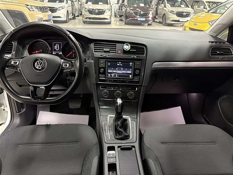 Volkswagen golf