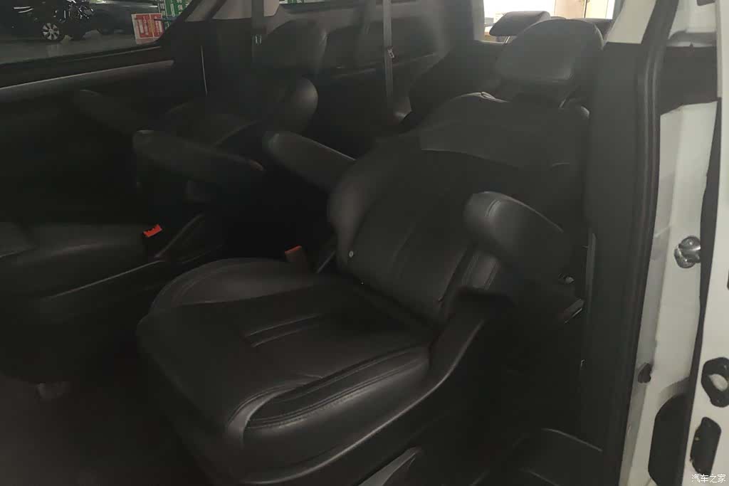 Maxus G10, 2022 11