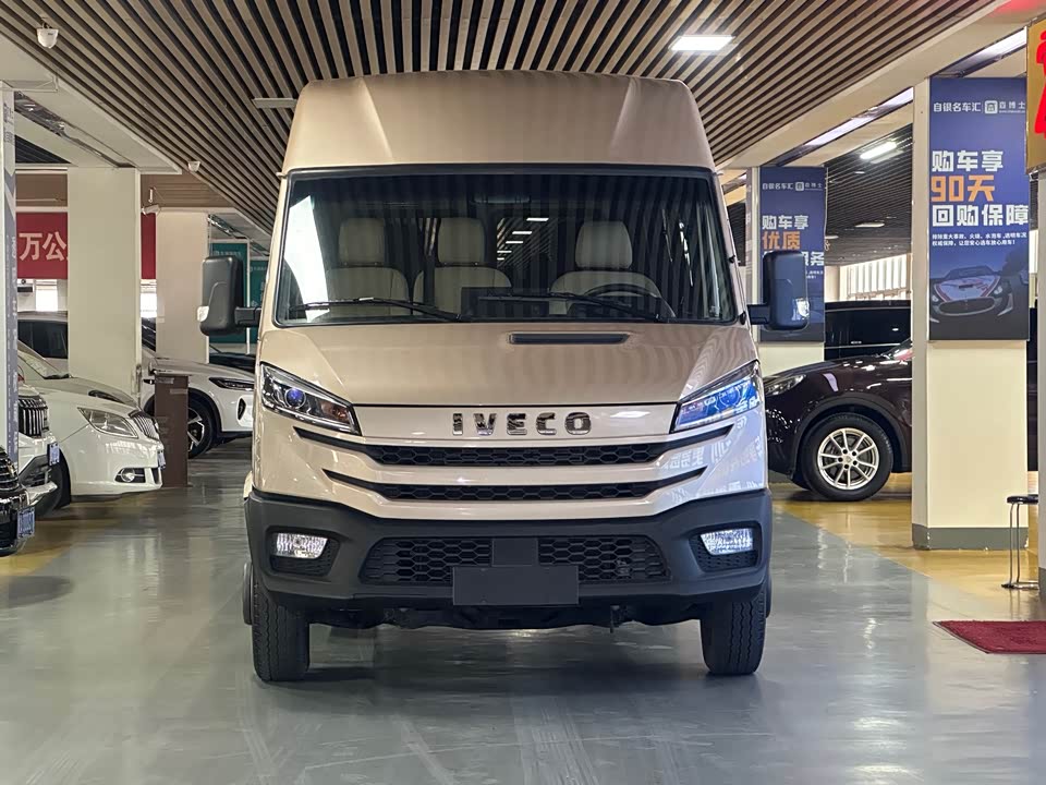 Iveco proud